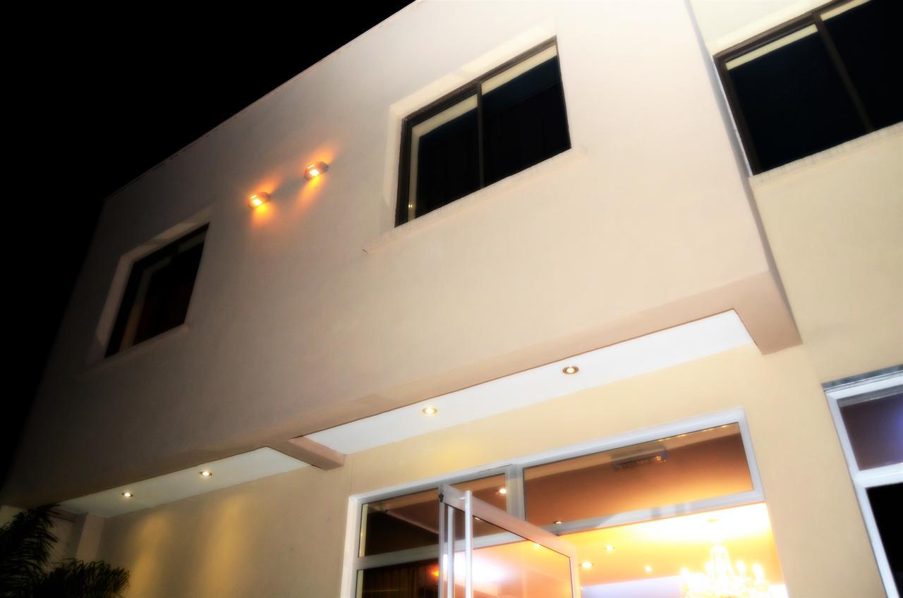 Kitek Hotel Boutique Capdevila Exterior photo